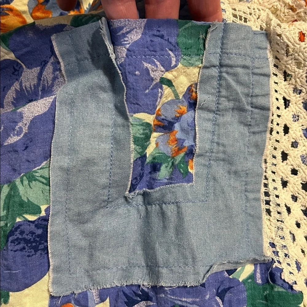 POL Boho Floral Patchwork Blouse Blue Chambray Crochet Lace 1/4 Button L
V - Picture 8 of 14